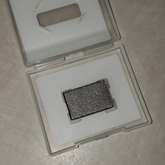 Mary Kay mineral eye color - Picture 3 of 7